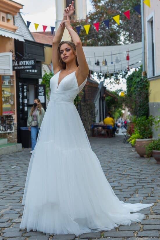 modern tüll keringőruha