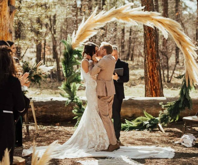 EMBER REAL BRIDE HILLARY LACY PHOTO 7