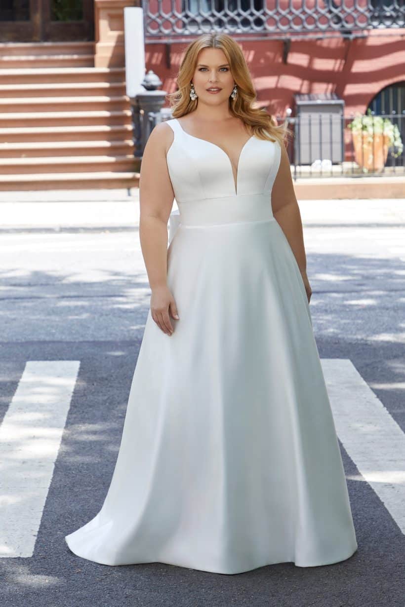 plus size A-vonalú menyasszonyi ruha