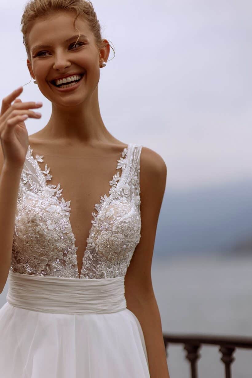 1028-3 Lady Di Bride wedding dress