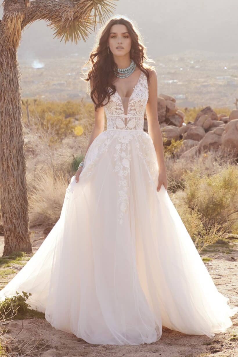 A-vonalú szalagavató ruha