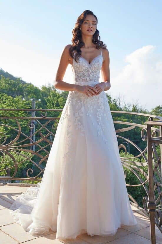 Csipkés 75 Diane Legrand 8113 menyasszonyi ruha