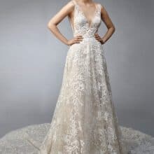 Enzoani Nirvana – Szexi A-vonalú esküvői ruha mély dekoltázzsal