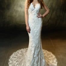 eskuvoi-ruha-blue-by-enzoani-Lesley-menyasszonyi-ruha-front Enzoani Lesley