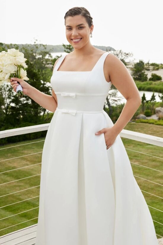 Szatén plus size menyasszonyi ruha - Morilee - Swan