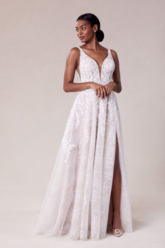 3D virágos menyasszonyi ruha