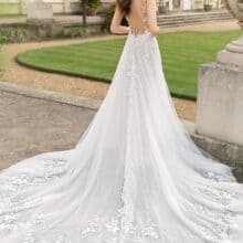 Enzoani_23_Pro_SERENITY_Bac_Web