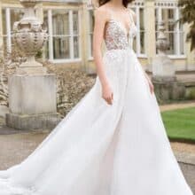 Enzoani_23_Pro_SERENITY_Fro_Web Enzoani Serenity