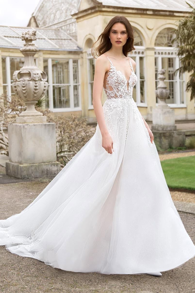 Enzoani_23_Pro_SERENITY_Fro_Web Enzoani Serenity