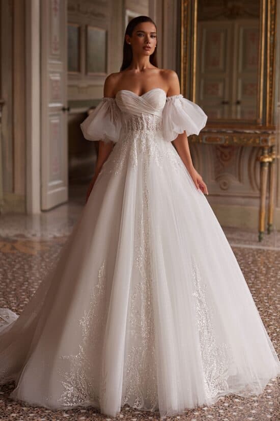 Buggyos ujjú szalagavató ruha