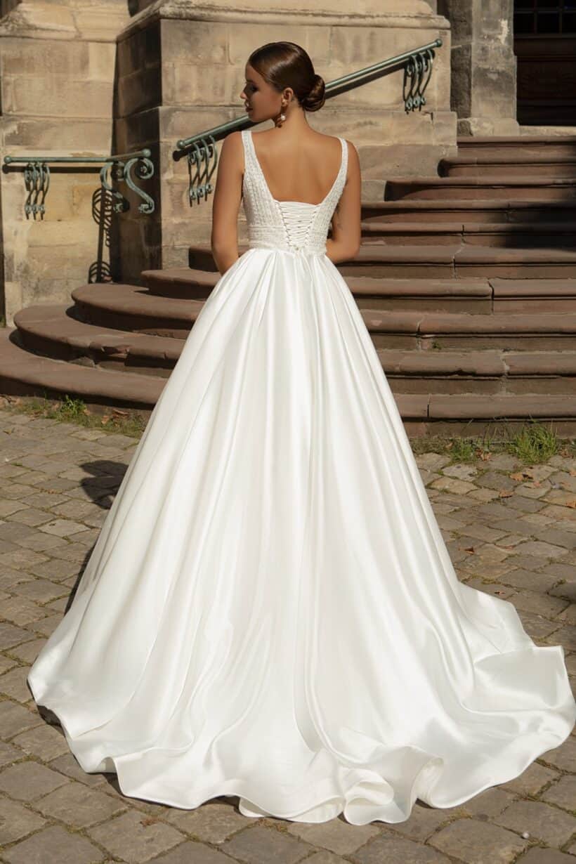 903-2 Wedding dress Lady Di Bride