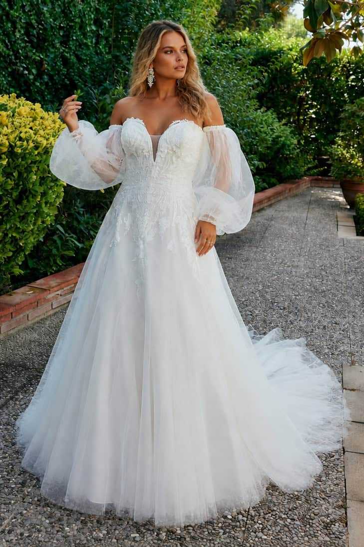 19005-3 Plus size esküvői ruha puffos ujjal