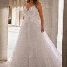 3480-1 Plus size csipke menyasszonyi ruha A-vonalú fazonban – Morilee Minerva