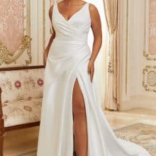 A-vonalú plus size menyasszonyi ruha