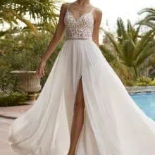 nyári csipkés menyasszonyi ruha