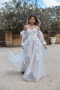 JOLIE EY273 SWEETHEART STRAPLESS ALINE LACE WEDDING DRESS WITH DETACHABLE OFF THE SHOULDER FULL LENGTH SLEEVES EVIE YOUNG BRIDAL 360