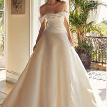 szatén hercegnős menyasszonyi ruha