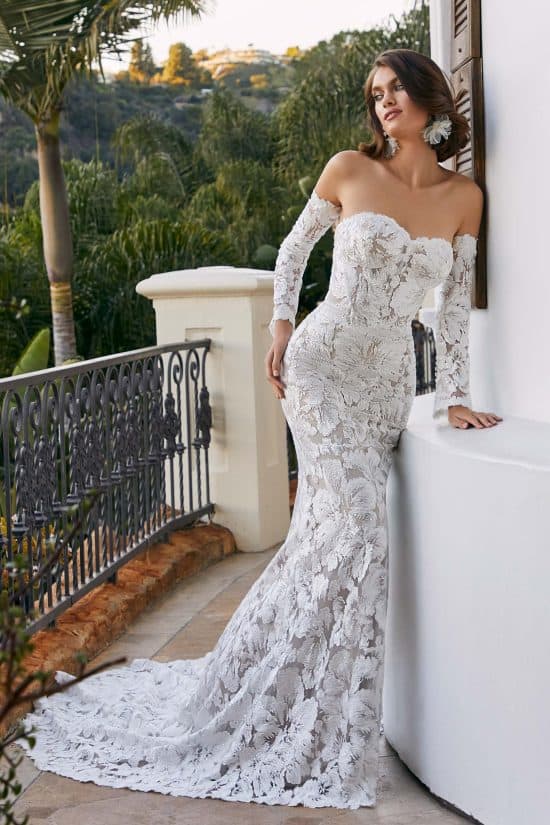 különleges sellő fazonú menyasszonyi ruha