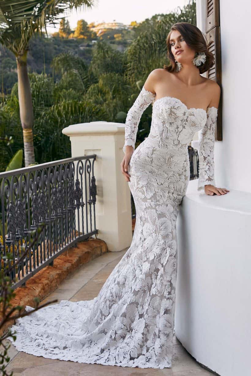 különleges sellő fazonú menyasszonyi ruha